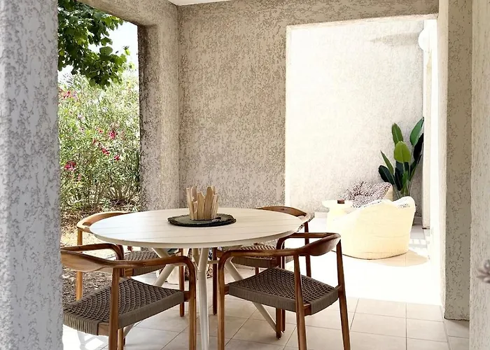 2 Piscine Terrasse Saint Florent 奥莱塔