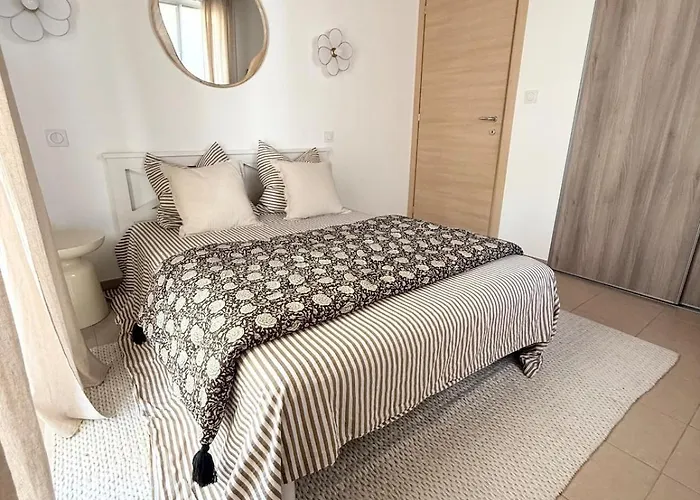 2 Piscine Terrasse Saint Florent 奥莱塔