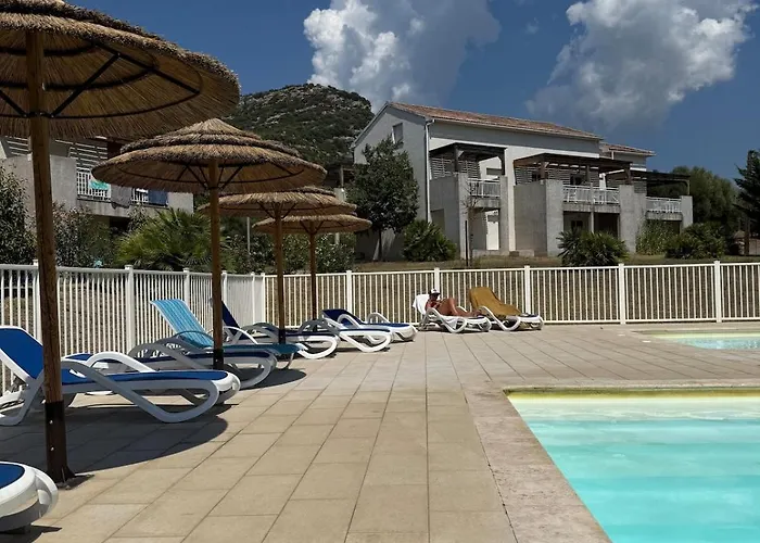2 Piscine Terrasse Saint Florent 奥莱塔